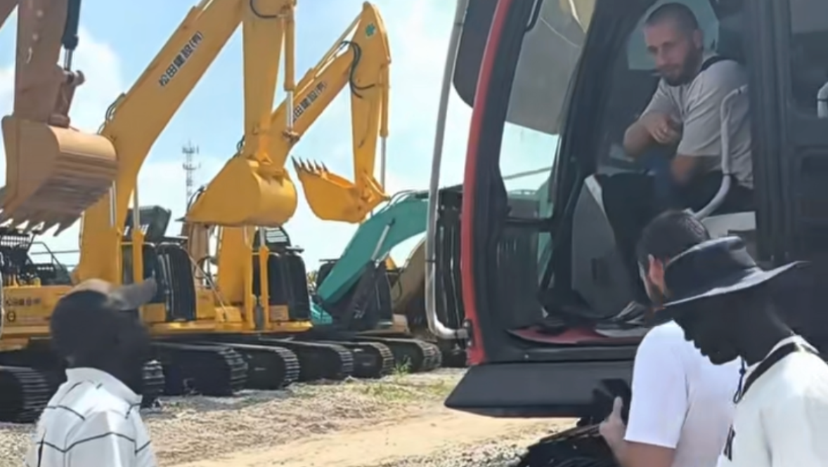 Machinery-buyers-from-all-over-the-world-purchase-machinery-on-the-machdealers-platform