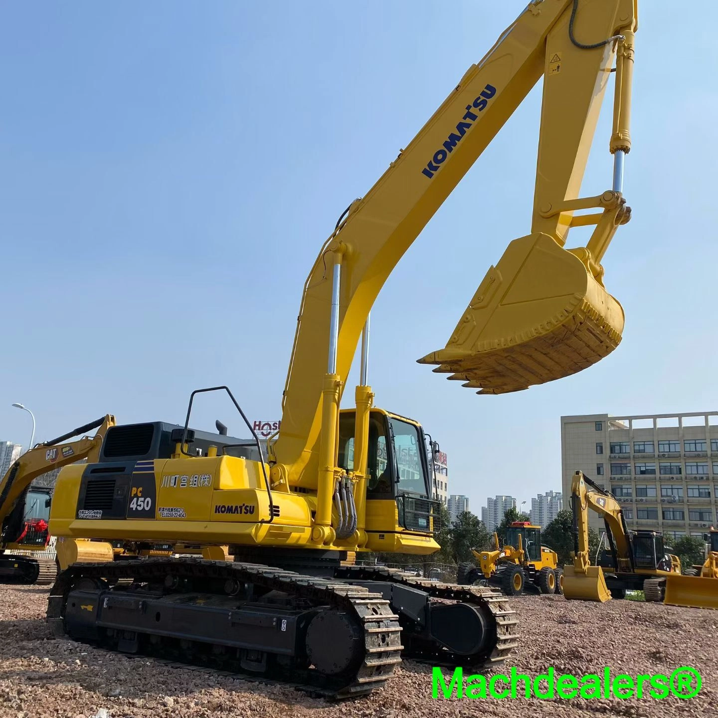 2019 Komatsu PC450 Crawler Excavator - Image 2