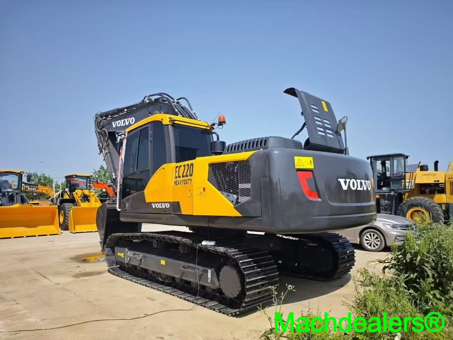 2020 Volvo EC220 Medium Crawler Excavator - Image 2