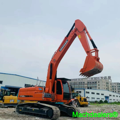 2025 Doosan DX225LCA Long Reach Crawler Excavator