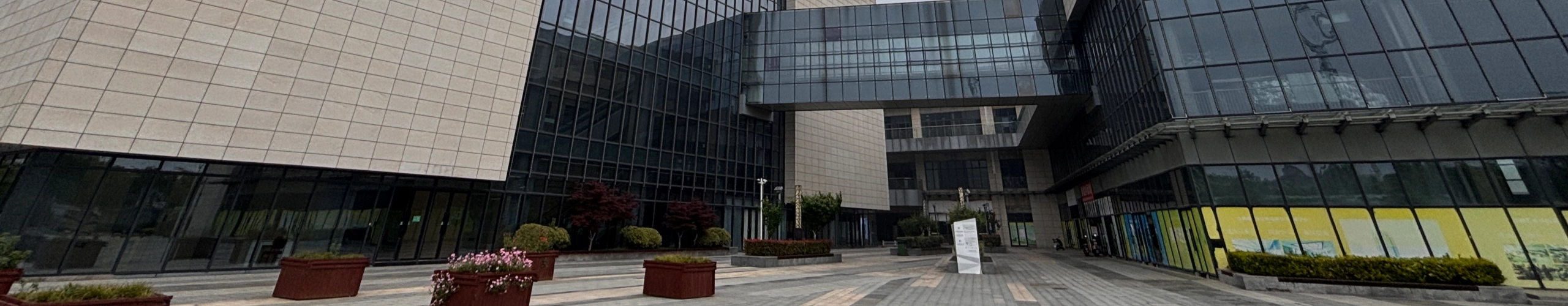 machdealers office building outdoor area