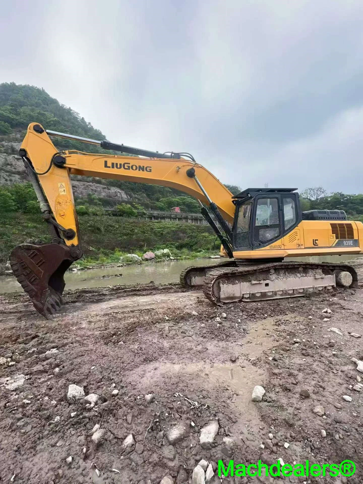 2020 LiuGong 939E Crawler Excavator