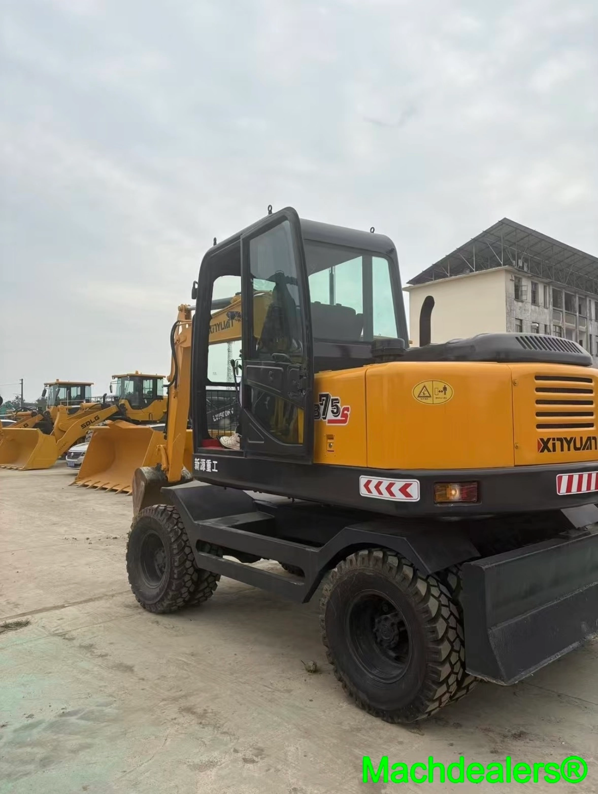 2020 XINYUAN 75S Wheeled Excavator - Image 3