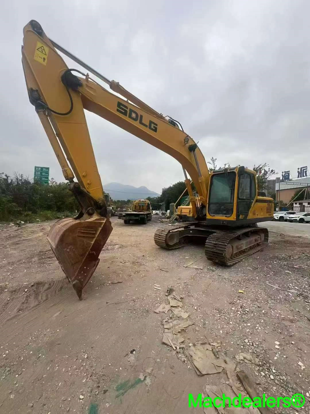 2021 SDLG E6205F Crawler Excavator - Image 2