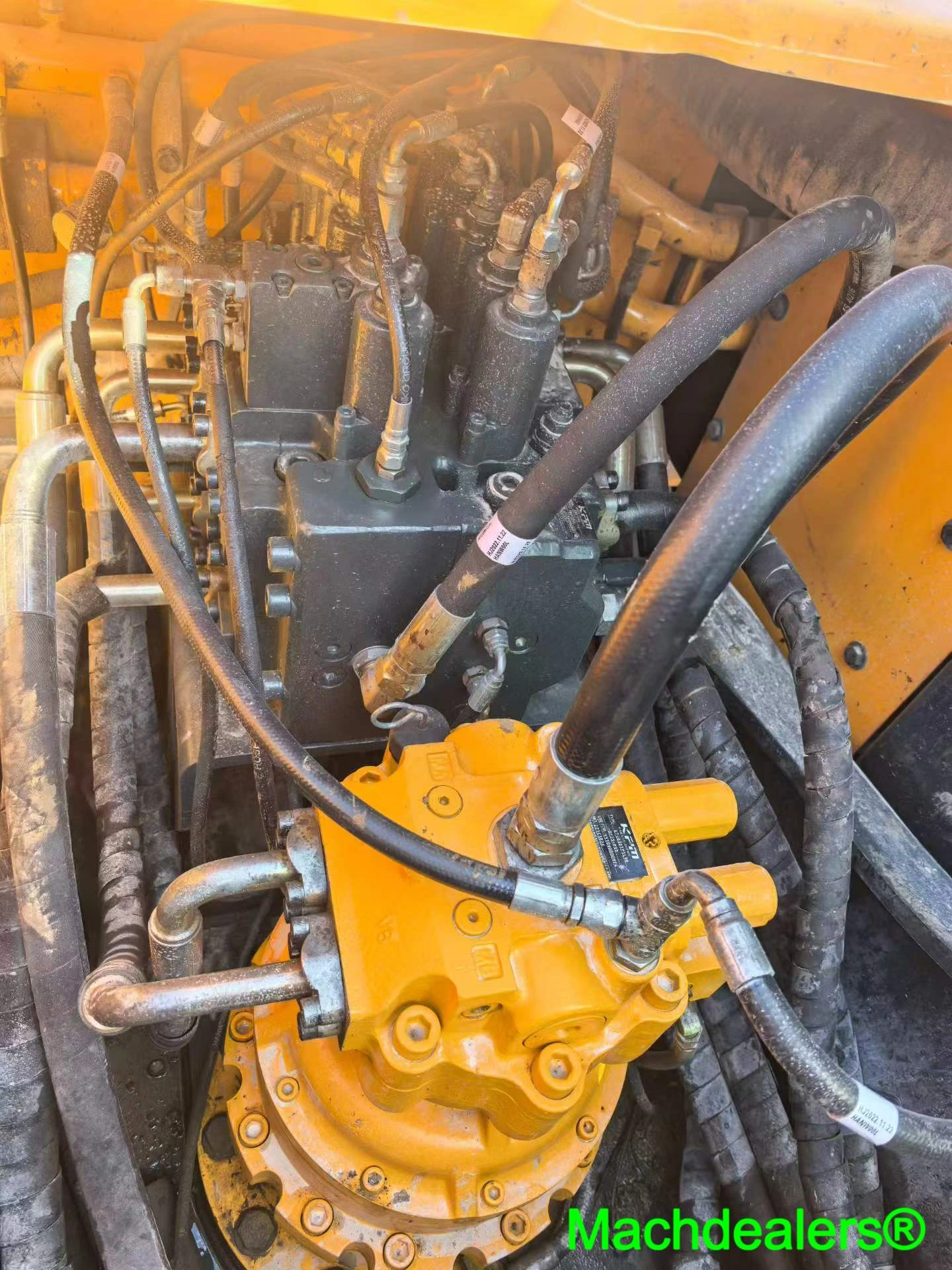 2022 HYUNDAI 215VS Crawler Excavator - Image 9