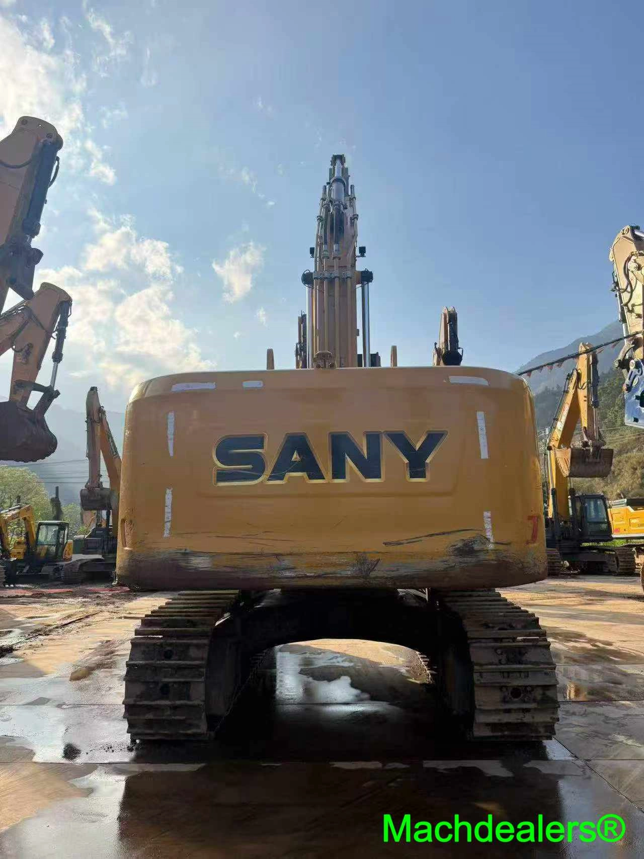 2023 SANY SY375H Large Crawler Excavator - Image 2