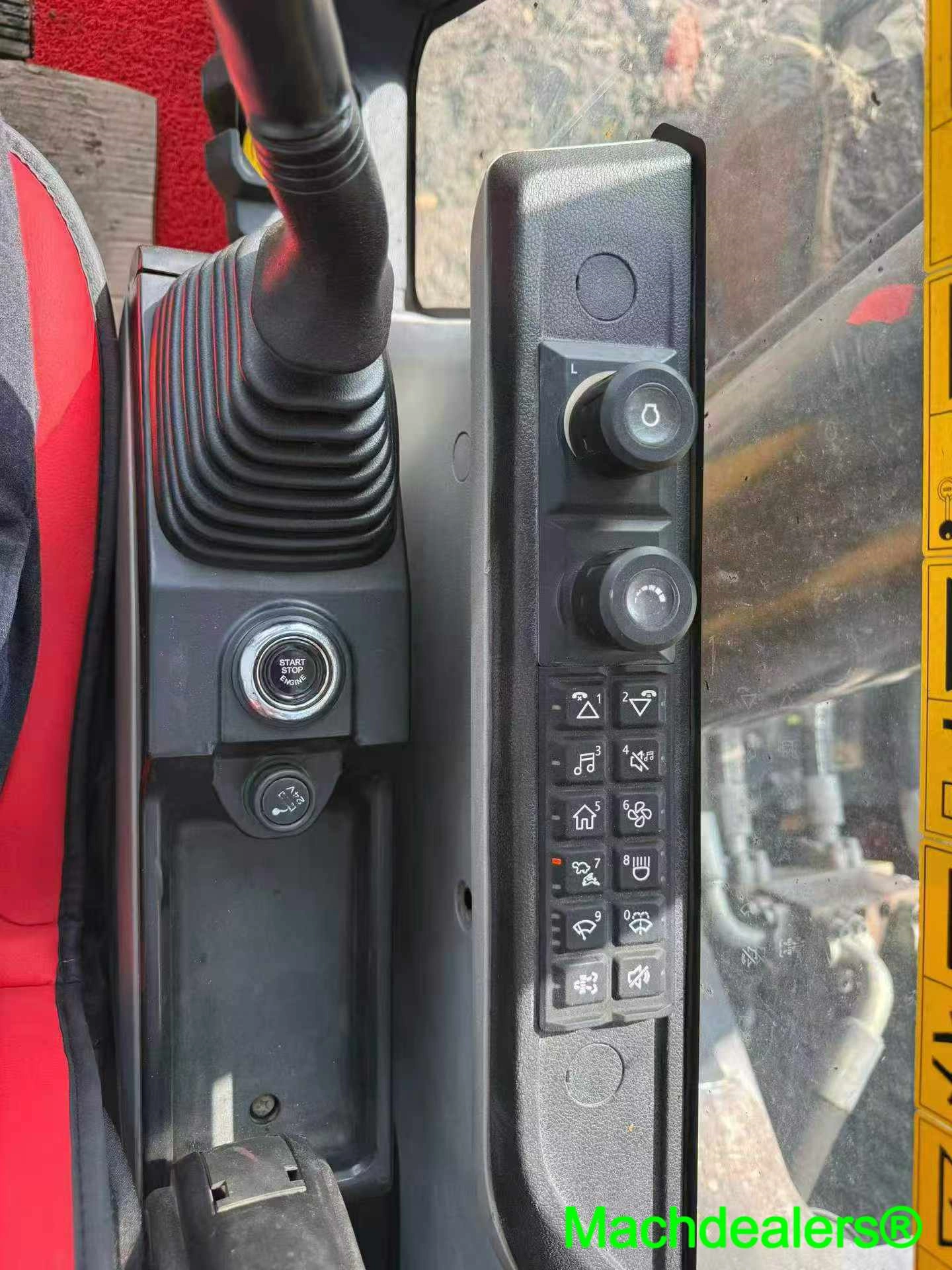 2023 SANY SY870H Pro Crawler Excavator - Image 8