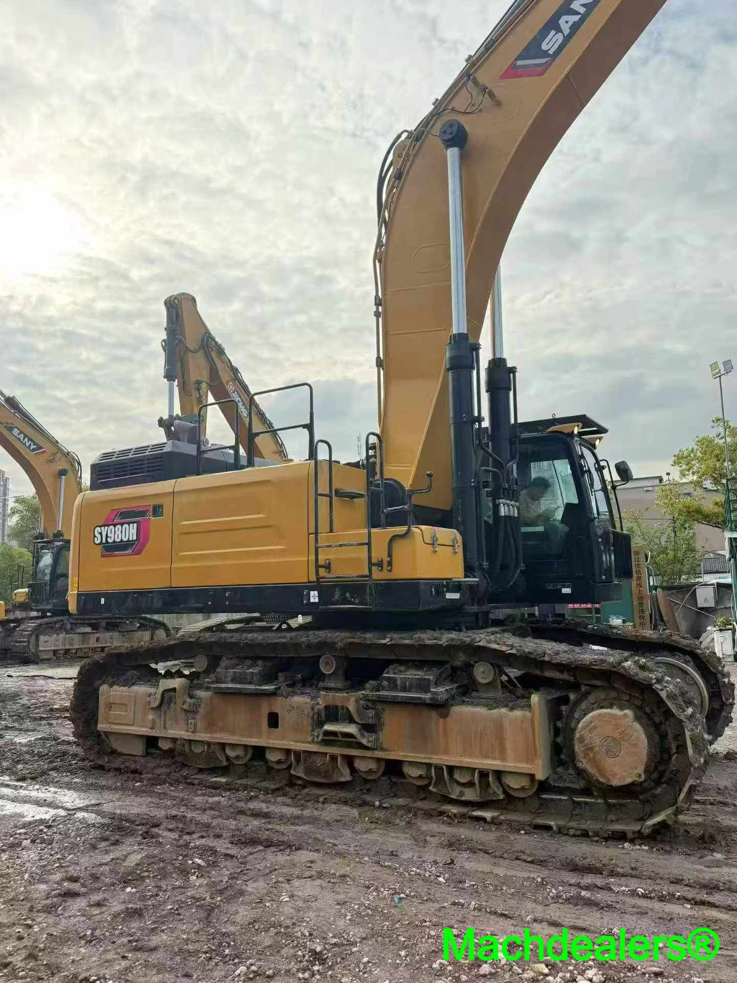 2023 SANY SY980H Large Crawler Mining Excavator - Image 2
