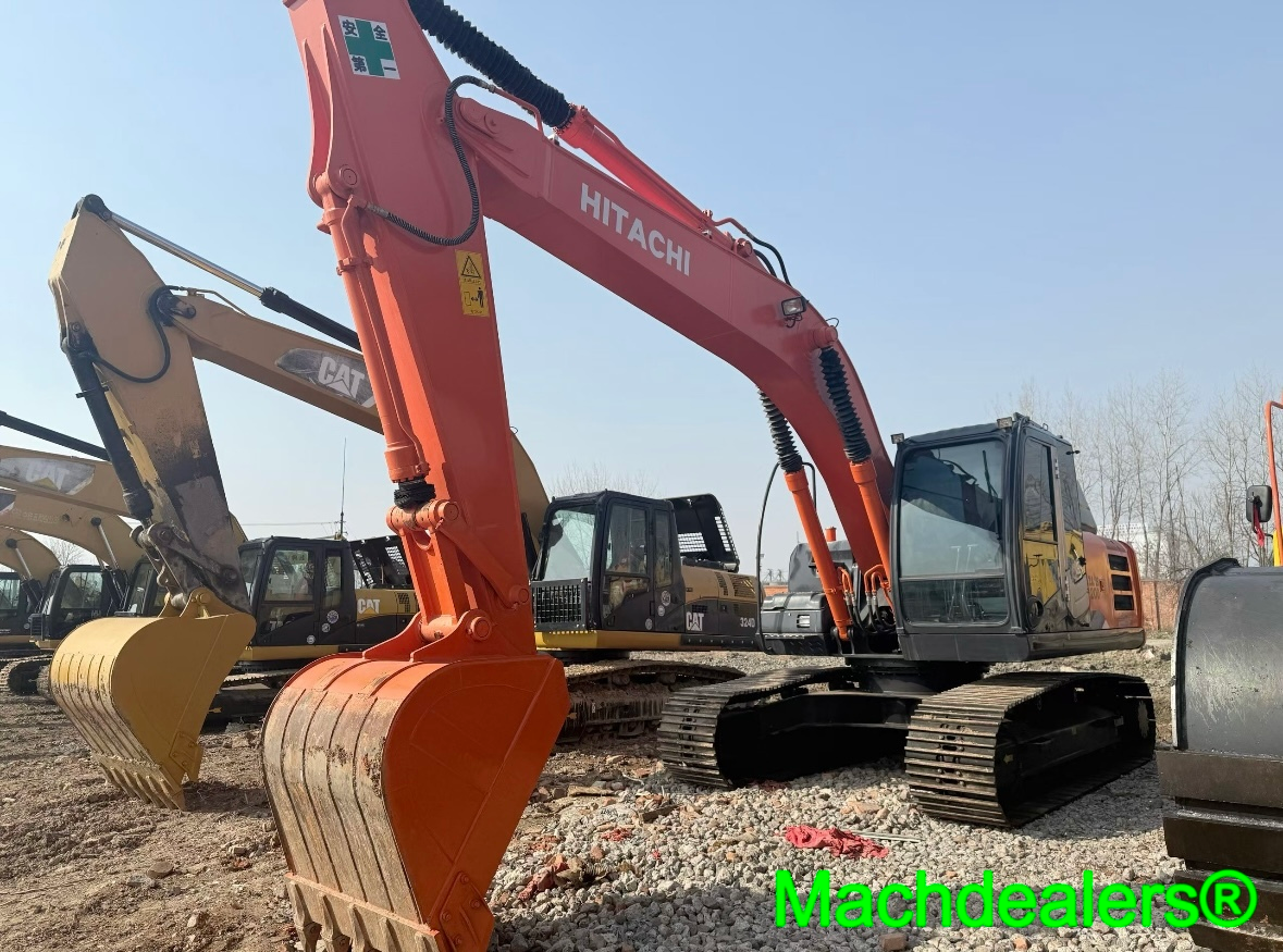 2013 Hitachi ZX 200 Crawler Excavator - Image 2