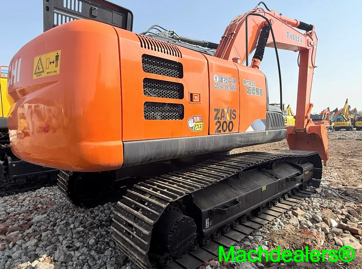 2013 Hitachi ZX 200 Crawler Excavator - Image 4