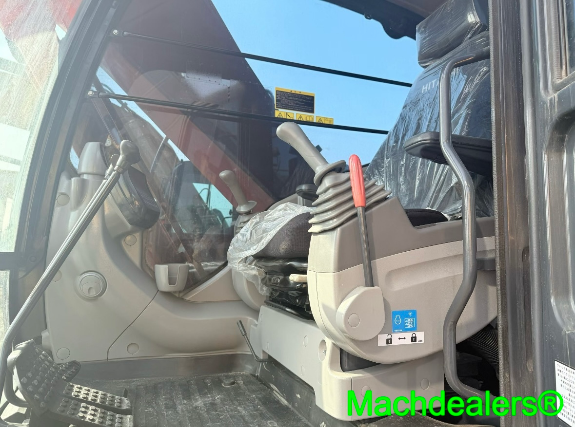 2013 Hitachi ZX 200 Crawler Excavator - Image 6