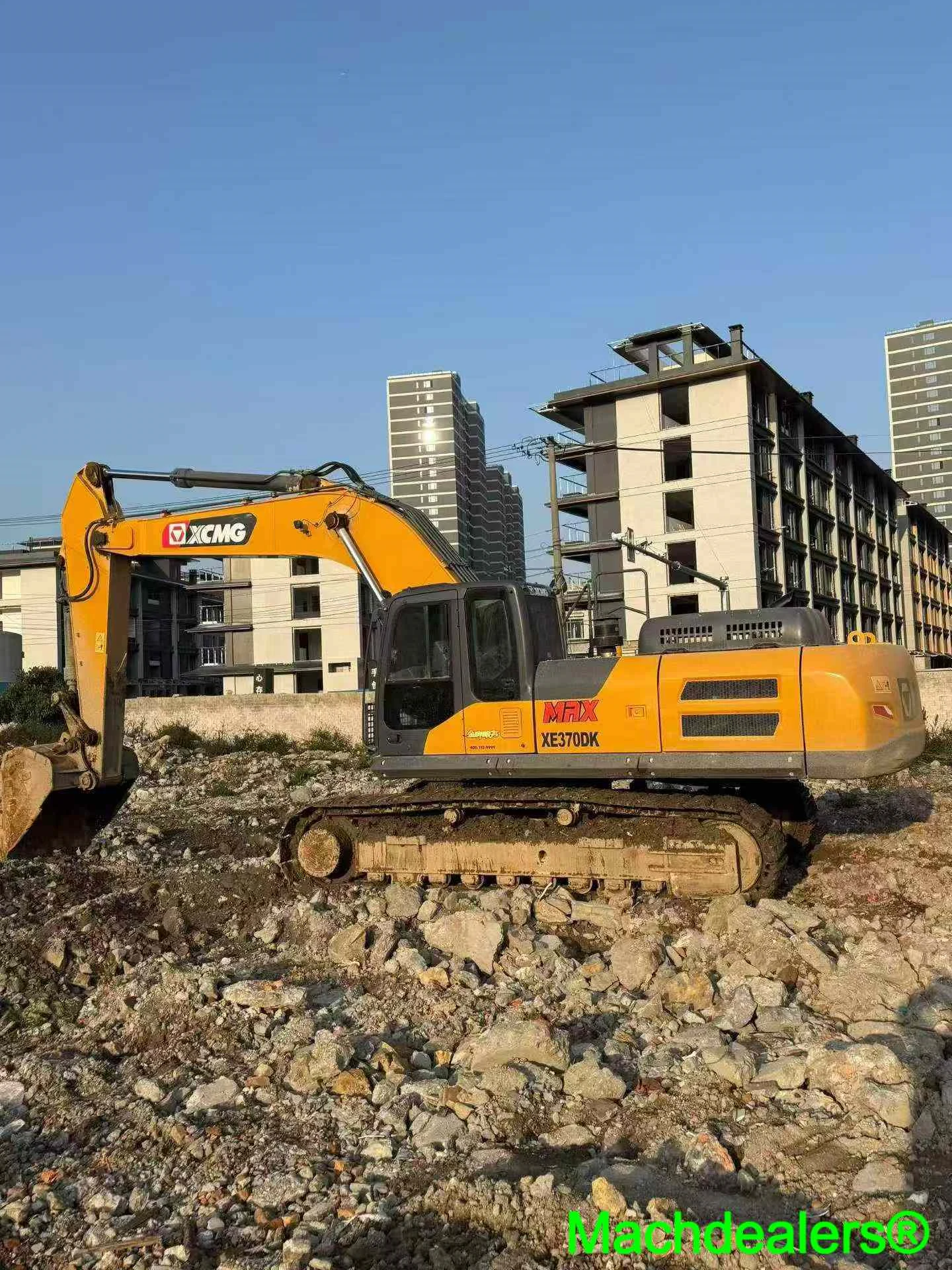 2022 XCMG XE370DK Crawler Excavator