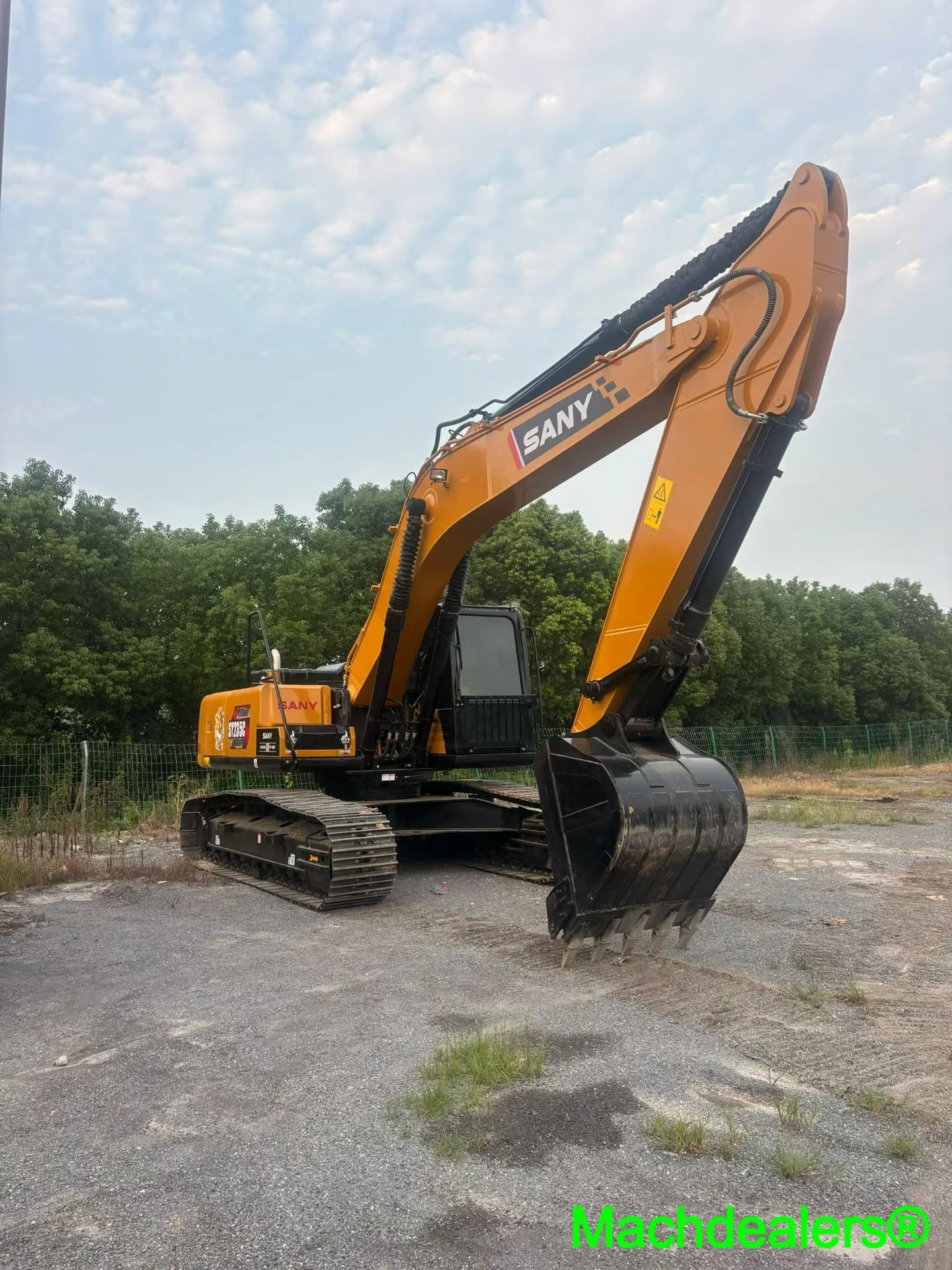 2023 SANY SY235C Crawler Excavator