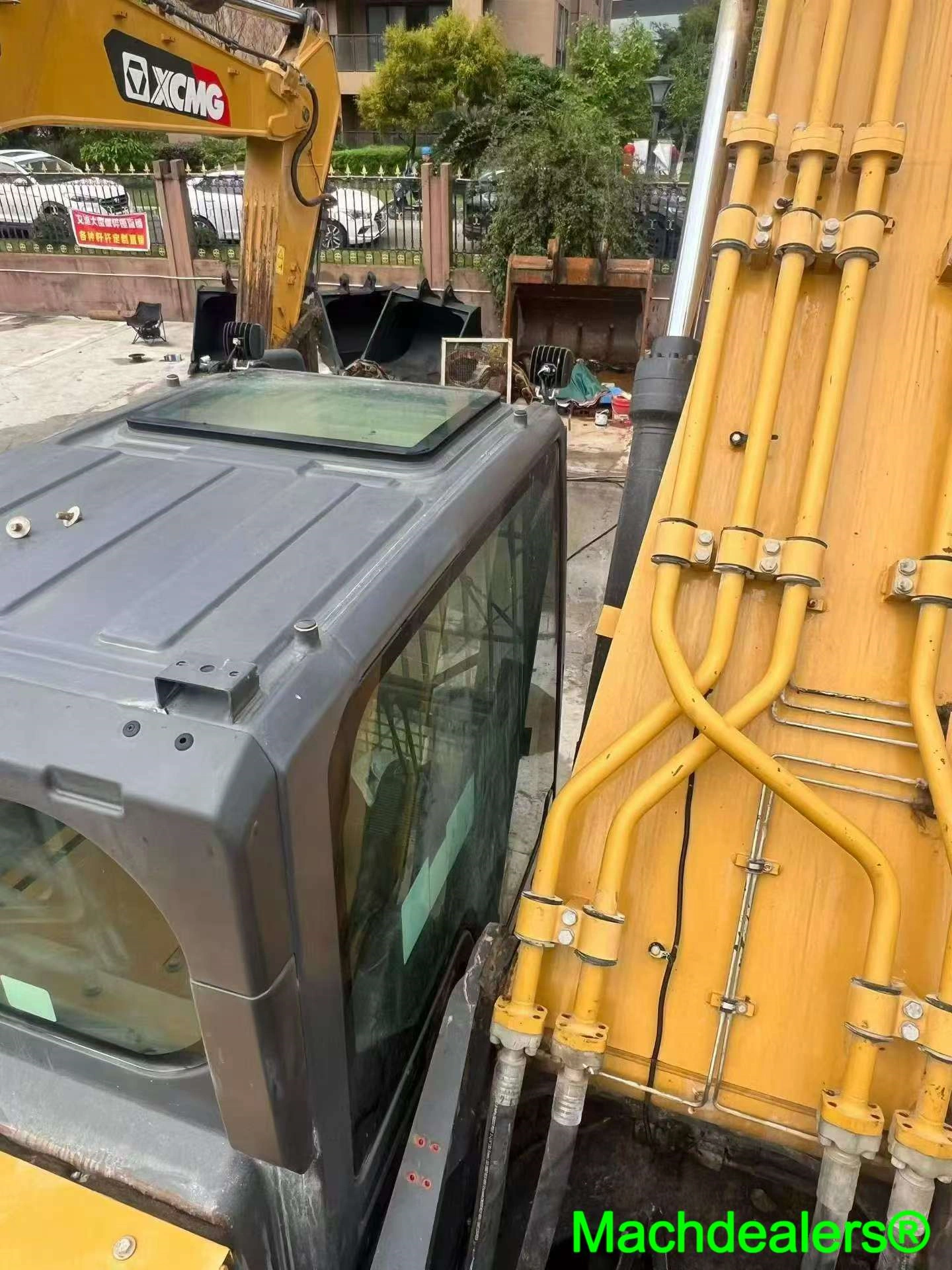 2023 XCMG XE380GK Crawler Excavator - Image 5