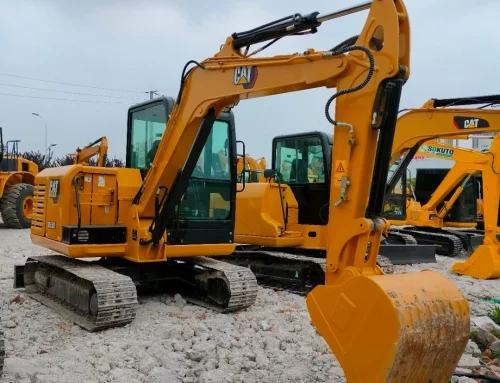 CAT Mini Excavator Swing System Design Evolution 303.5E vs. 305.5E2 Durability