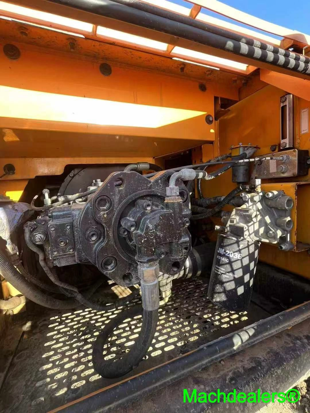 2015 SANY SY215C Crawler Excavator - Image 13