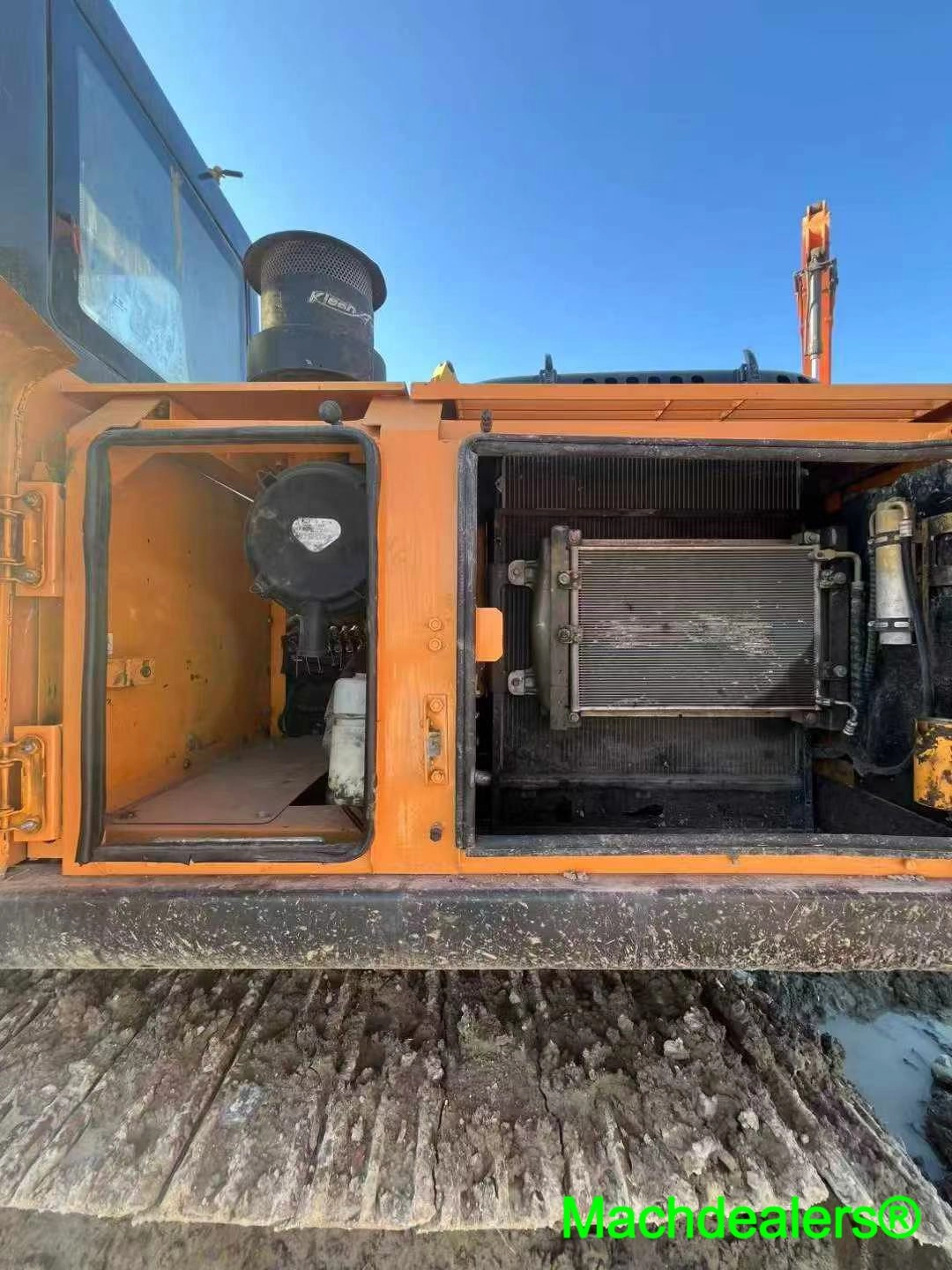2015 SANY SY215C Crawler Excavator - Image 6