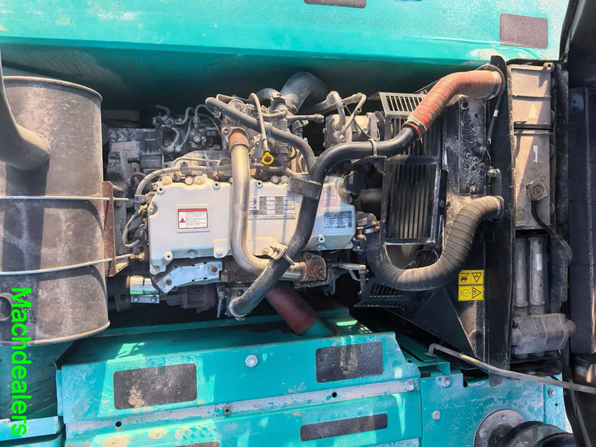 2016 KOBELCO SK260LC Crawler Excavator - Image 5